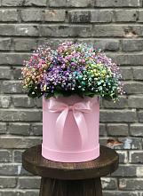 Цветочная композиция из Гипсофила и Розы в шляпной коробке в Лангепасе