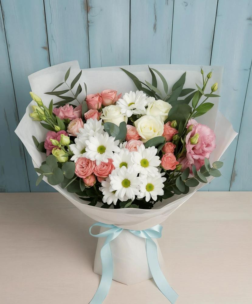 Букет цветов из: Розы, Лизиантусы и Хризантемы в Лангепасе