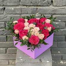 Цветочная композиция из Розы в коробке в Лангепасе