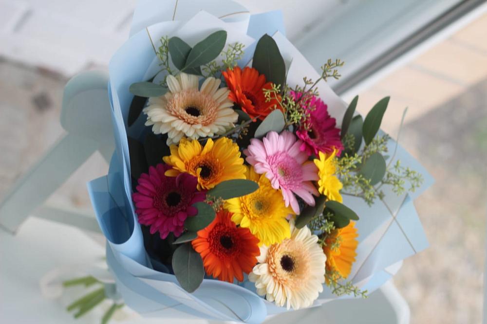 Букет цветов из: Герберы в Лангепасе