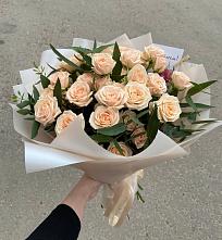 Букет Кремовые розы Латте в Лангепасе