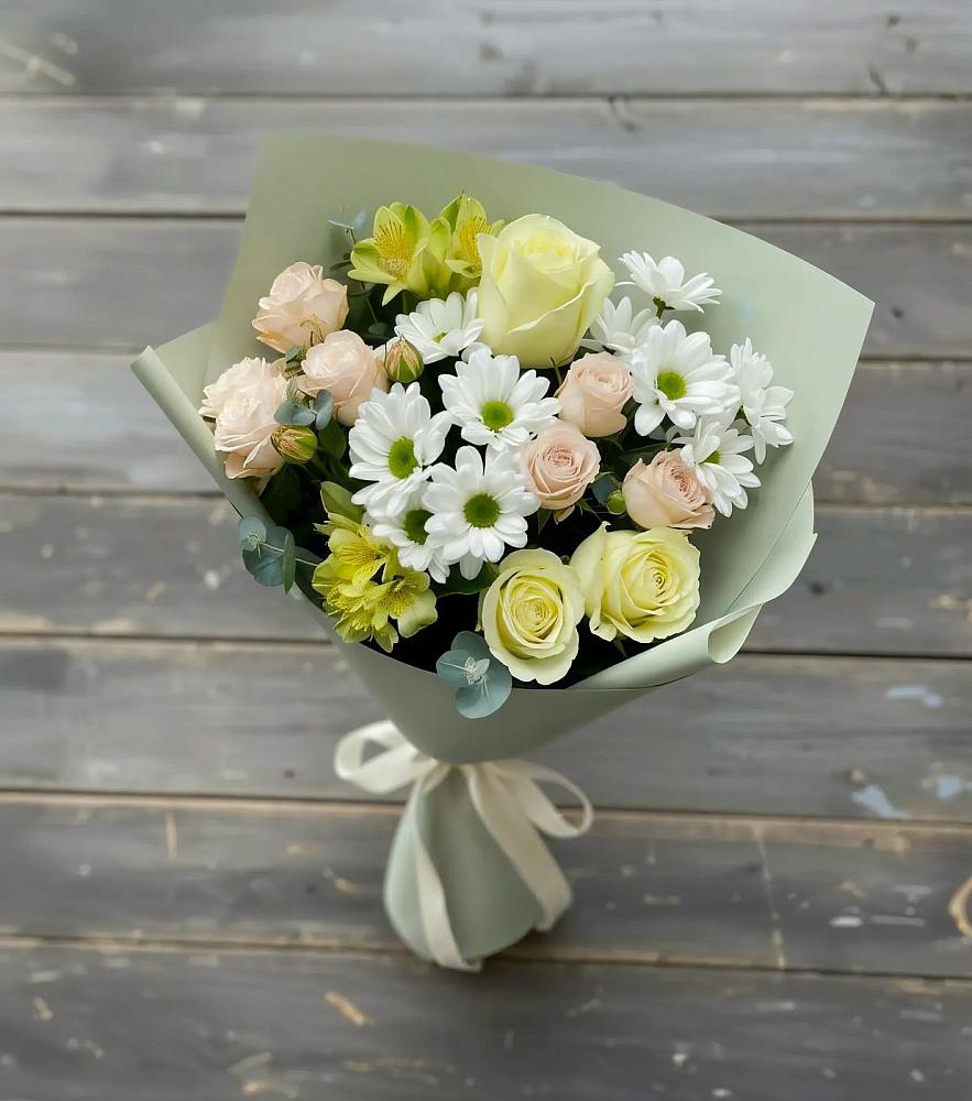 Букет цветов из: Альстромерии, Розы и Хризантемы в Лангепасе