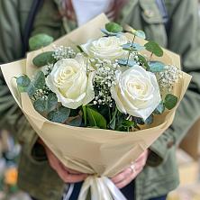 Букет цветов из:  Розы в Лангепасе