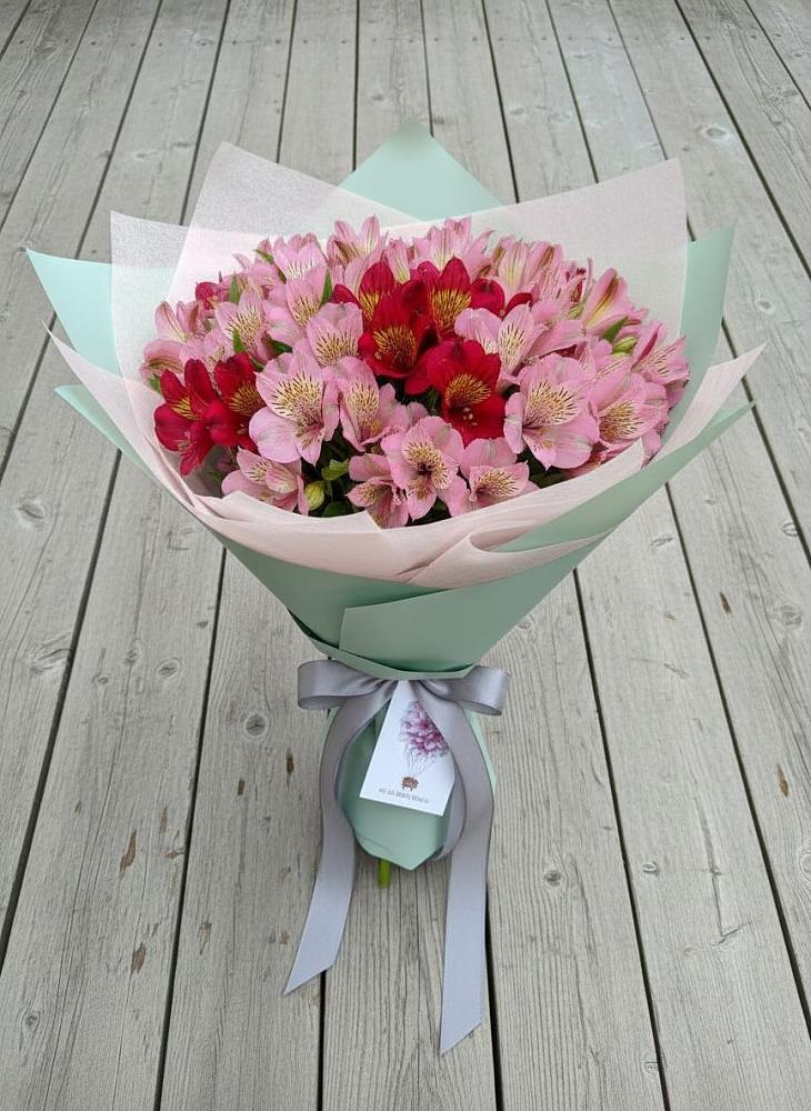 Букет цветов из: Альстромерии в Лангепасе