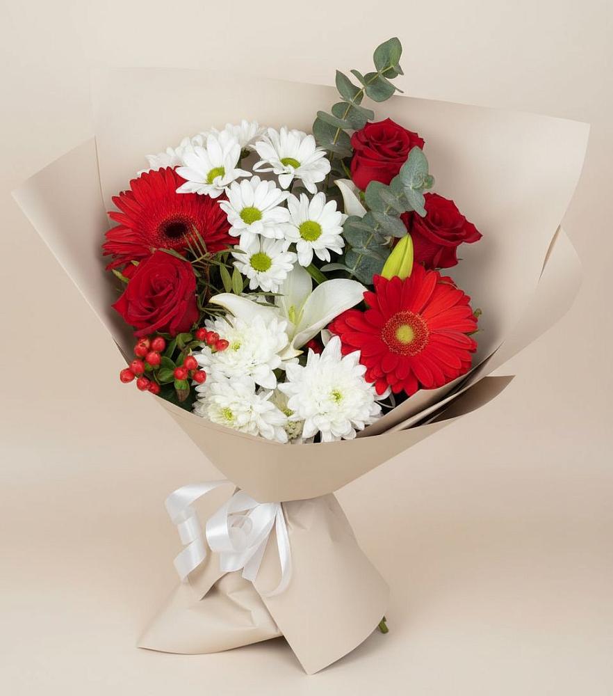 Букет цветов из: Розы, Хризантемы, Герберы и Лилии в Лангепасе