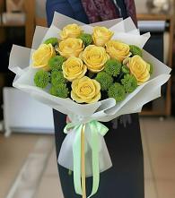 Букет цветов из:  Хризантемы и Розы в Лангепасе