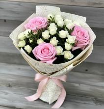 Букет цветов из:  Розы в Лангепасе