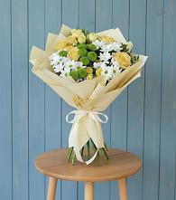 Букет цветов из:  Хризантемы и Розы в Лангепасе