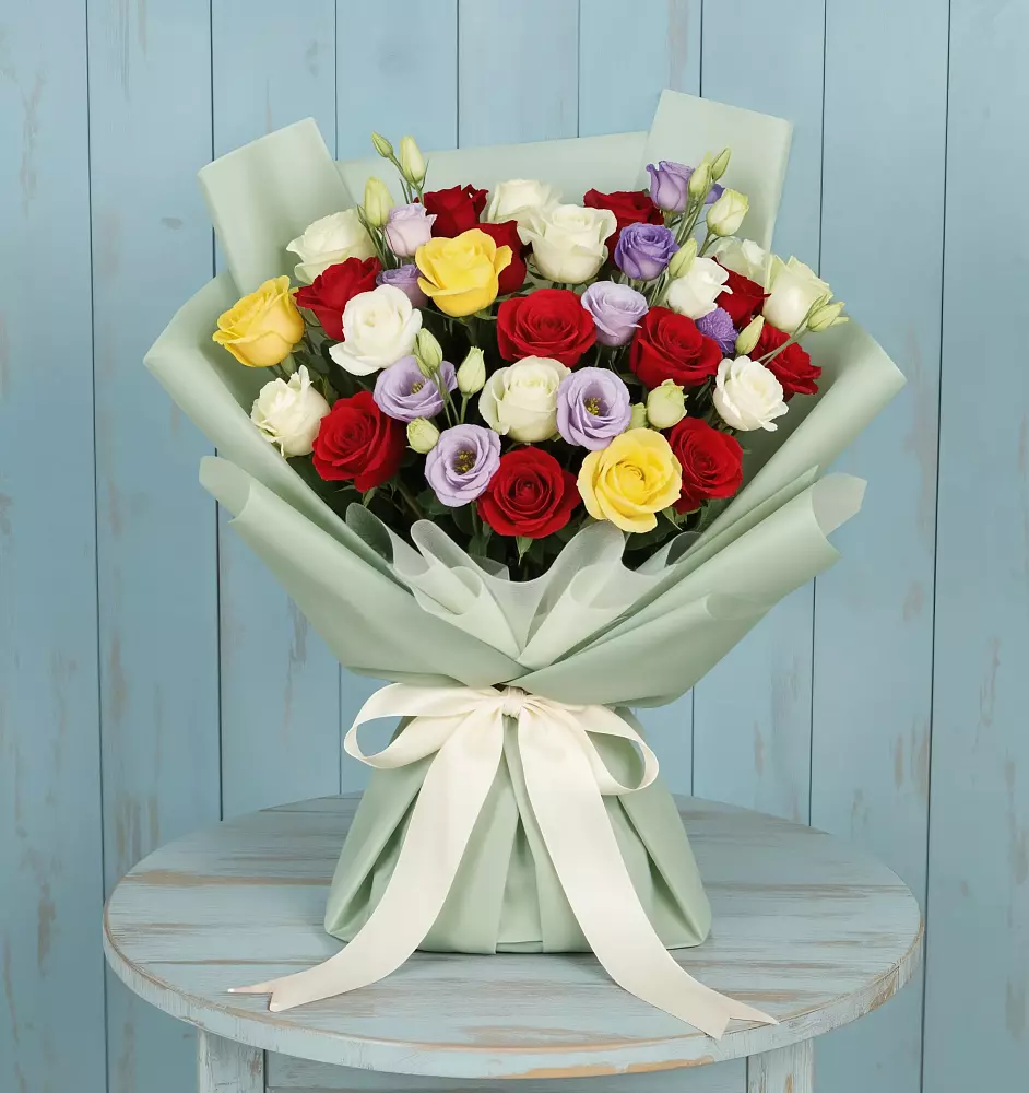 Букет цветов из: Розы в Лангепасе