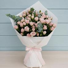 Букет цветов из:  Розы в Лангепасе