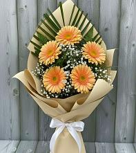 Букет цветов из:  Герберы в Лангепасе